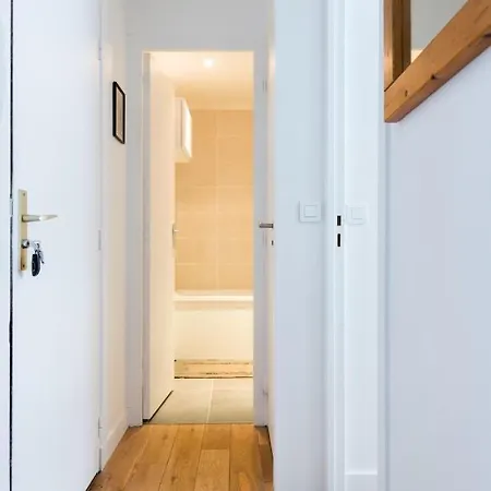 Hostnfly - Nice In The Center Of Apartment Paris